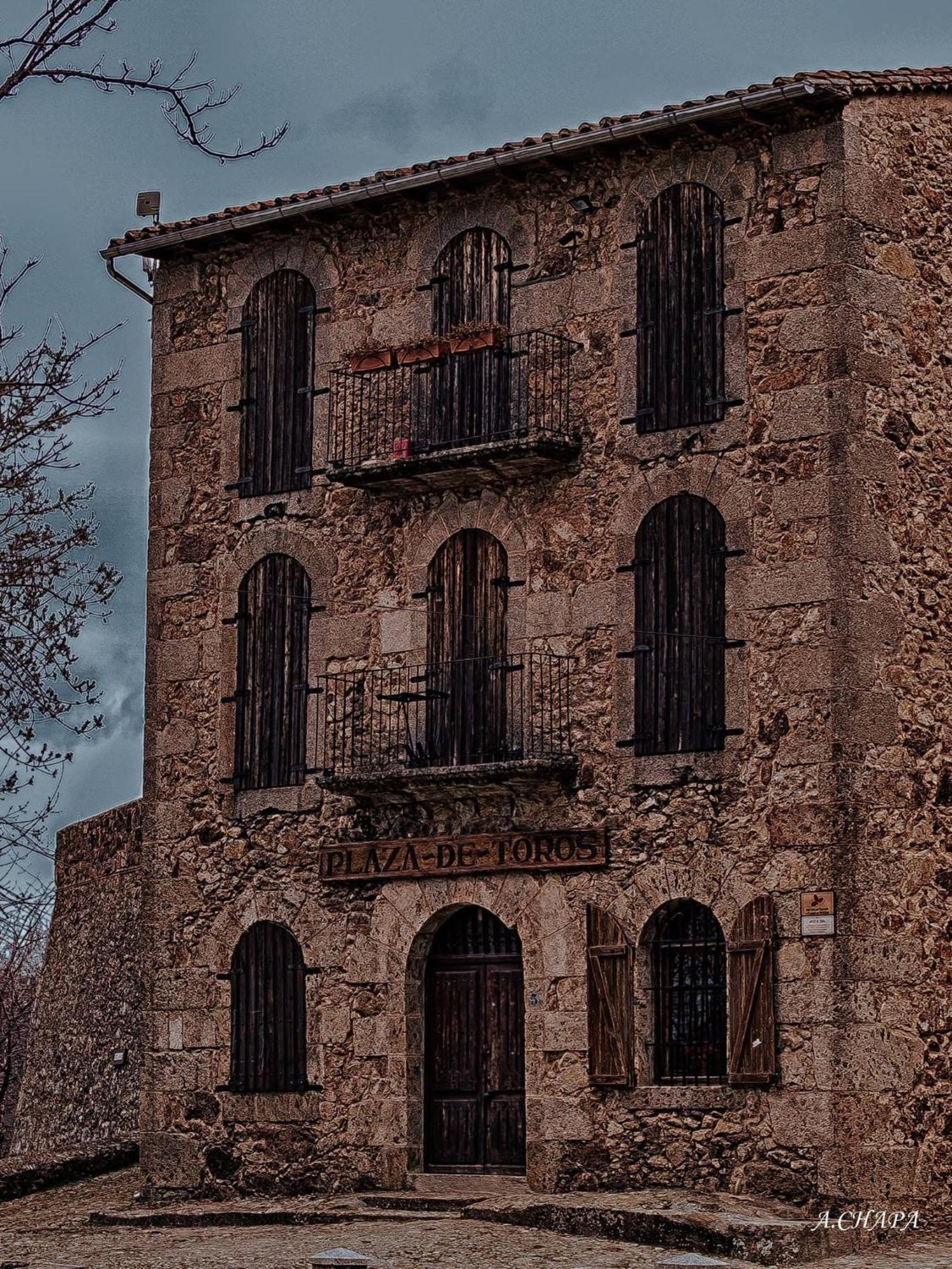 Portales De Pizarro Apartment Béjar Exterior photo